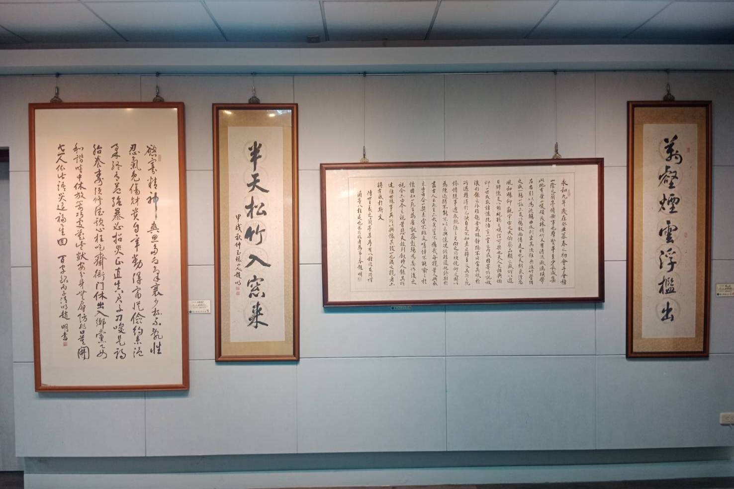 溪畔藝廊趙明書畫回顧展 陽明交大附中改隸紀念首航 | 索引新聞 INDEX News 趙明的藝術歷程與作品以質樸為美、靜謐為詩,屢獲殊榮。(圖/記者黃溎芬翻攝)