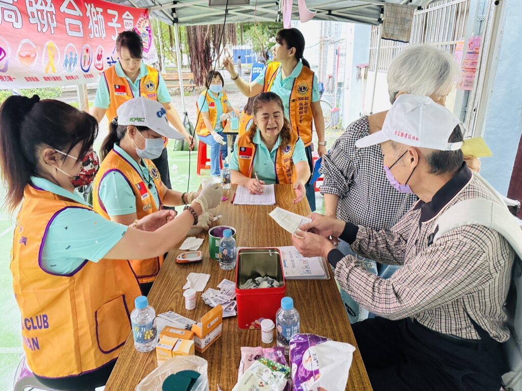 國際獅子會300B2區板橋聯合獅子會關懷重陽 攜手新北議員周勝考為長輩義剪與健康檢測 國際獅子會300B2區板橋聯合獅子會關懷重陽 攜手新北議員周勝考為長輩義剪與健康檢測