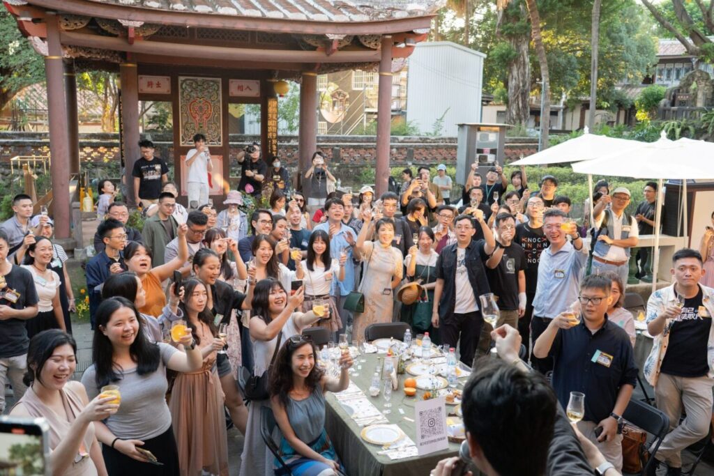 古蹟裡的潮流Speed Dating ! 新北市青年局打造全感官聯誼會 活動在林本源園邸和板橋放送所舉辦,打造古蹟交友新特色。(圖/新北市政府青年局 提供)