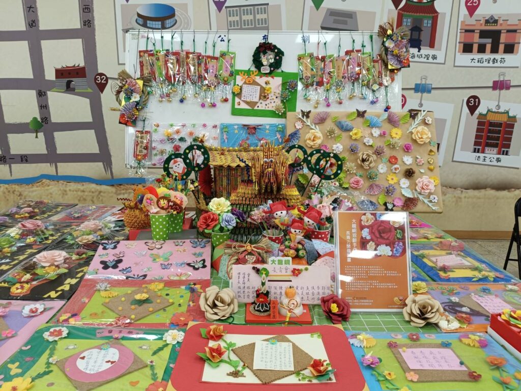 《花開福爾摩沙》驚豔登場 大龍峒銀齡手作以紙藝演繹台灣之美 「大龍峒銀齡手作」長青力開發計畫的豐碩成果。(圖/主辦單位 提供)