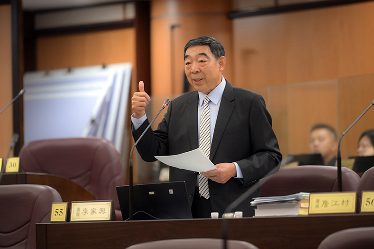 防範埤塘光電災害發生 市議員李家興:埤塘光電設施應有效控管 防範埤塘光電災害發生 市議員李家興:埤塘光電設施應有效控管