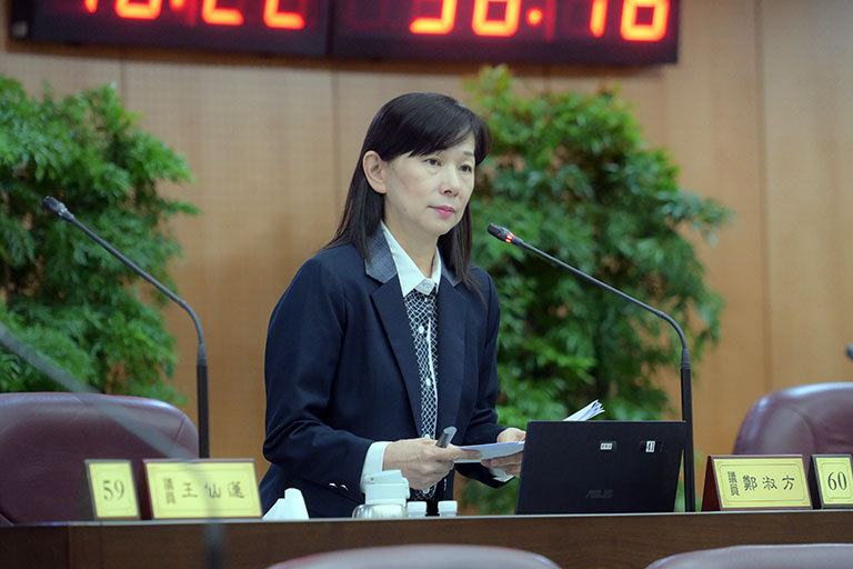 鐵道文化再造帶動城鎮振興 鄭淑方議員促設長照處並引入桃小巴 鐵道文化再造帶動城鎮振興 鄭淑方議員促設長照處並引入桃小巴