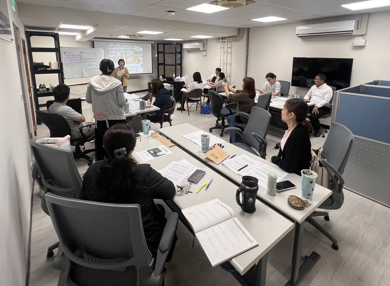 長河人力跨界永續!移工仲介結合碳盤查 打造「人力+碳數據」雙引擎服務 專屬「綠色通道」優先輔導,目前市場上碳盤查顧問一位難求,長河人力的簽約客戶將享有長河永續顧問團隊的「優先排程權」。(記者翻攝)