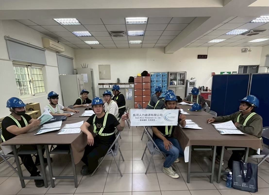長河人力跨界永續!移工仲介結合碳盤查 打造「人力+碳數據」雙引擎服務 長河人力因長期派駐雙語人員與移工在廠內,對客戶的生產流程、機台配置及人員運作極為熟悉。(記者翻攝)