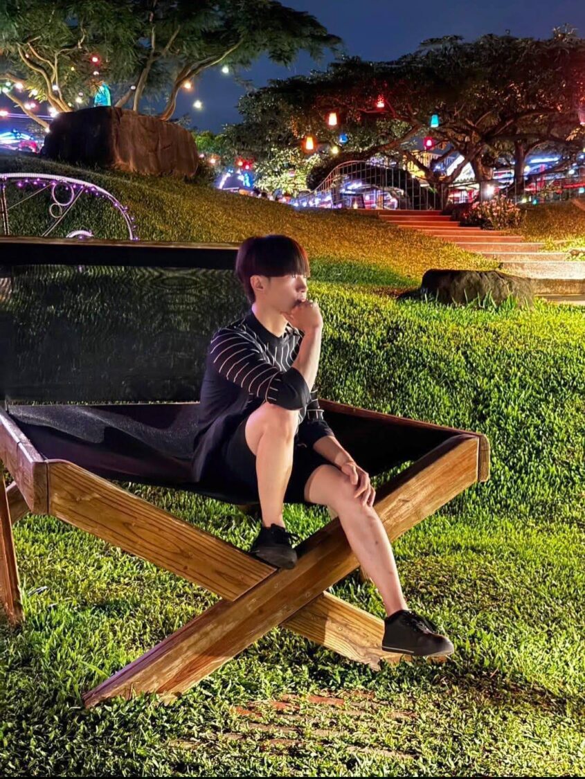 「公園疑似性騷擾衝突曝光」長期推動防身教育的陳勇正防身過程引發討論 長期推動防身教育的陳勇正於夜間在公園內停留,畫面顯示其於公共空間活動情形。(圖/翻攝畫面)