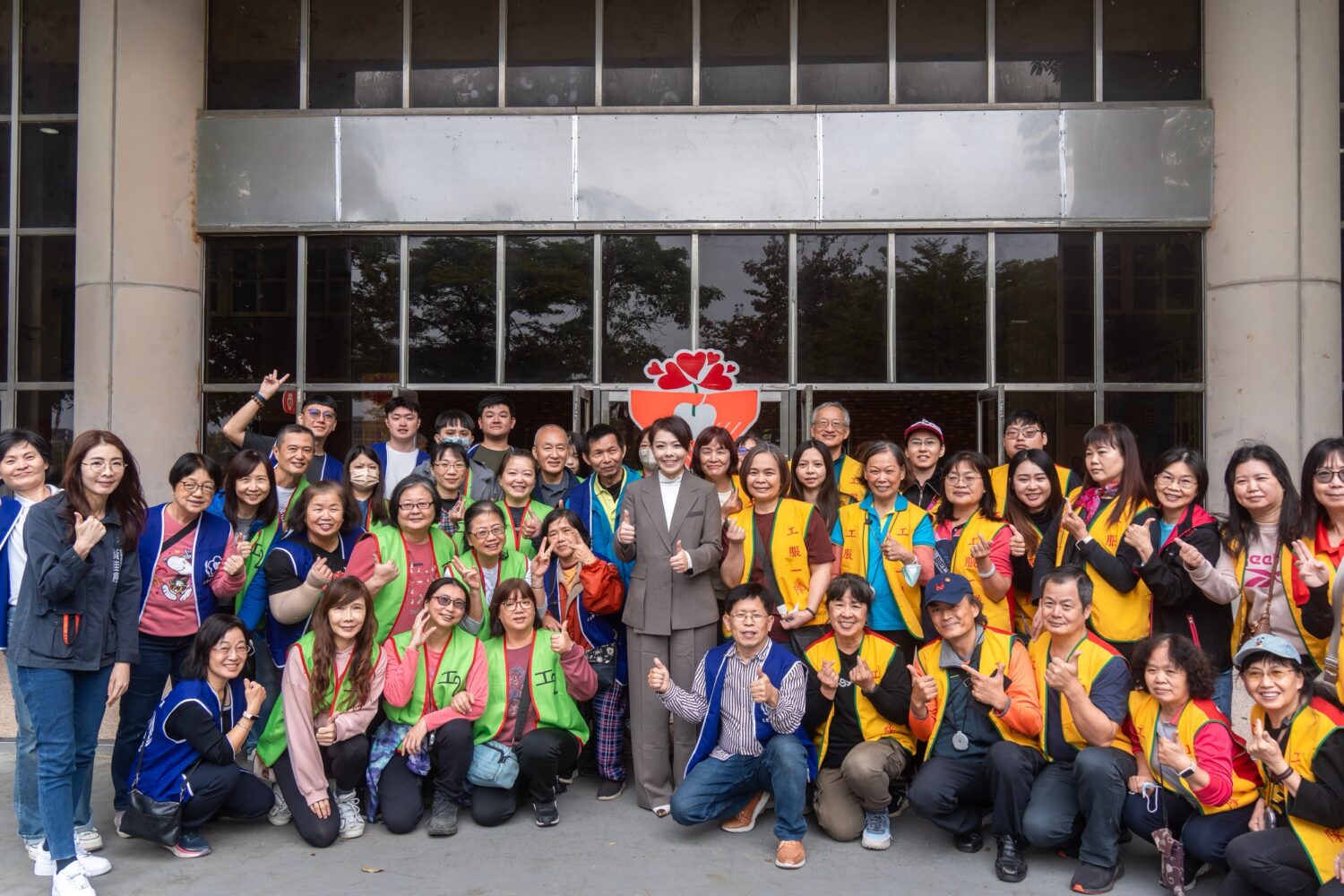 1,422名青年投入志願服務 竹市青年志工表揚暨嘉年華熱鬧登場 至愛服務協會長期深耕社會福利服務。(圖/記者林照東翻攝)