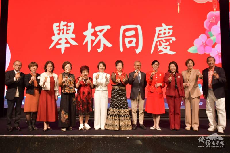 李姸慧讚世華姐妹為「鑽石與珍珠」 期許馬年持續發揮柔性影響力 李姸慧讚世華姐妹為「鑽石與珍珠」 期許馬年持續發揮柔性影響力