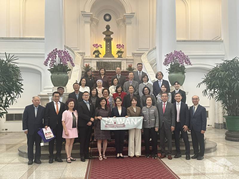 北美洲臺灣旅館公會聯合總會回國參訪 盼攜手政府提升臺灣國際影響力 北美洲臺灣旅館公會聯合總會回國參訪 盼攜手政府提升臺灣國際影響力