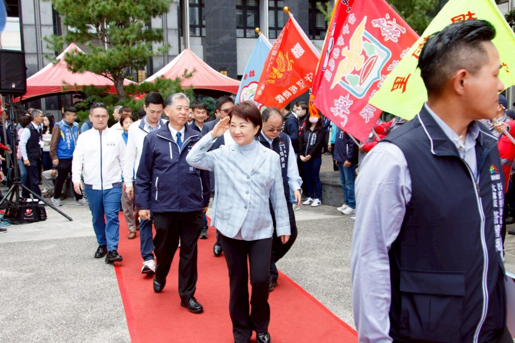 中市守望相助隊誓師大會 跨世代加入展現守護家園決心 43 %E5%8F%B0%E4%B8%AD%E5%B8%82115%E5%B9%B4%E9%87%8C%E5%AE%88%E6%9C%9B%E7%9B%B8%E5%8A%A9%E9%9A%8A%E8%AA%93%E5%B8%AB%E5%A4%A7%E6%9C%834 0 0