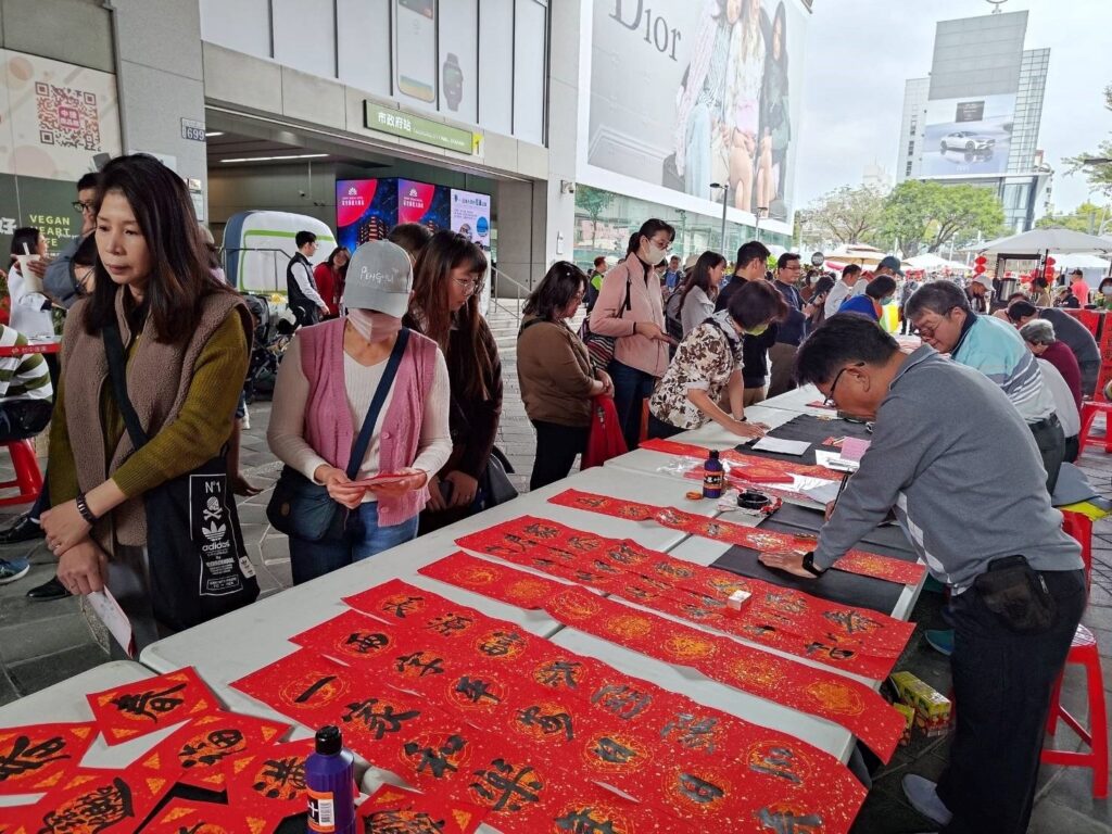 募熱血解血荒 中捷舉辦「熱血聯捷、珍愛生命」捐血活動 32 %E4%B8%AD%E6%8D%B7%E5%85%AC%E5%8F%B8%E9%82%80%E8%AB%8B%E6%9B%B8%E6%B3%95%E8%80%81%E5%B8%AB%E6%8F%AE%E6%AF%AB%E8%B4%88%E6%98%A5%E8%81%AF