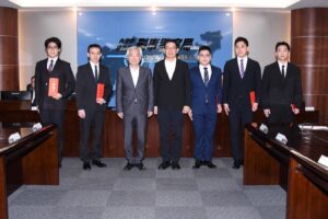 治安工作馬不停蹄 署長張榮興親赴刑事局頒破案金紅包賀新春 52 %E7%BD%B2%E9%95%B7%E8%92%9E%E5%88%91%E4%BA%8B%E5%B1%80%E6%85%B0%E5%8B%89 4