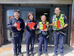 春節連假啟動交通疏導 新城警分局長慰勤打氣 20 %E5%9B%9B 24