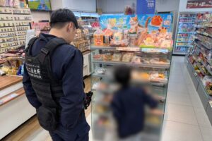 幼童負氣離家愁困超商 中山暖警買麵包充飢助團圓 42 MEITU 20260218 100834708