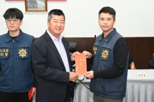 花蓮縣警察局115年2月份局務會報 警友會頒發破案獎金 表揚員警優異表現 33 四