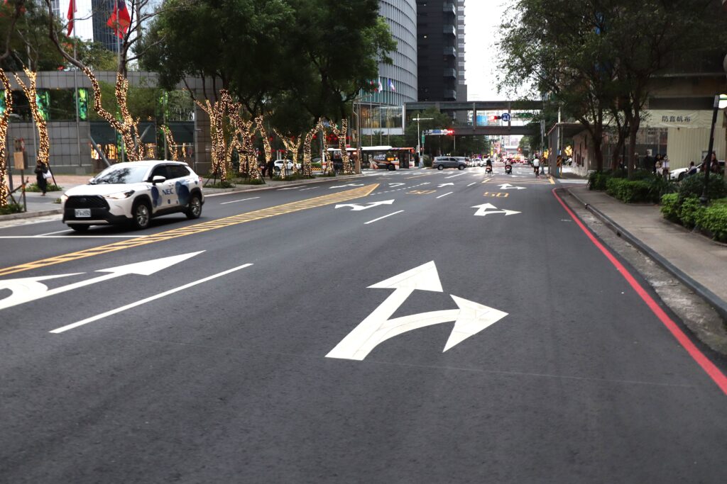 新北市既成道路土地競購開跑 補償條件再優化 8 新北市既成道路土地競購自即日起開放申請至8月31日止,補償條件再優化,保障長期持有的地主權益。圖為都市計畫道路示意圖