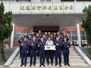 從警40載守護玉里 清水所長退休轉戰田園 57 一 40