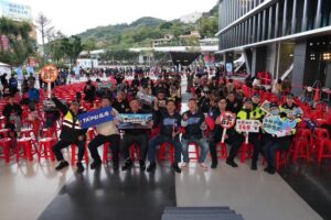 中日大戰 球迷齊聚北藝 士林警加入應援宣導防詐小撇步 49 三 9