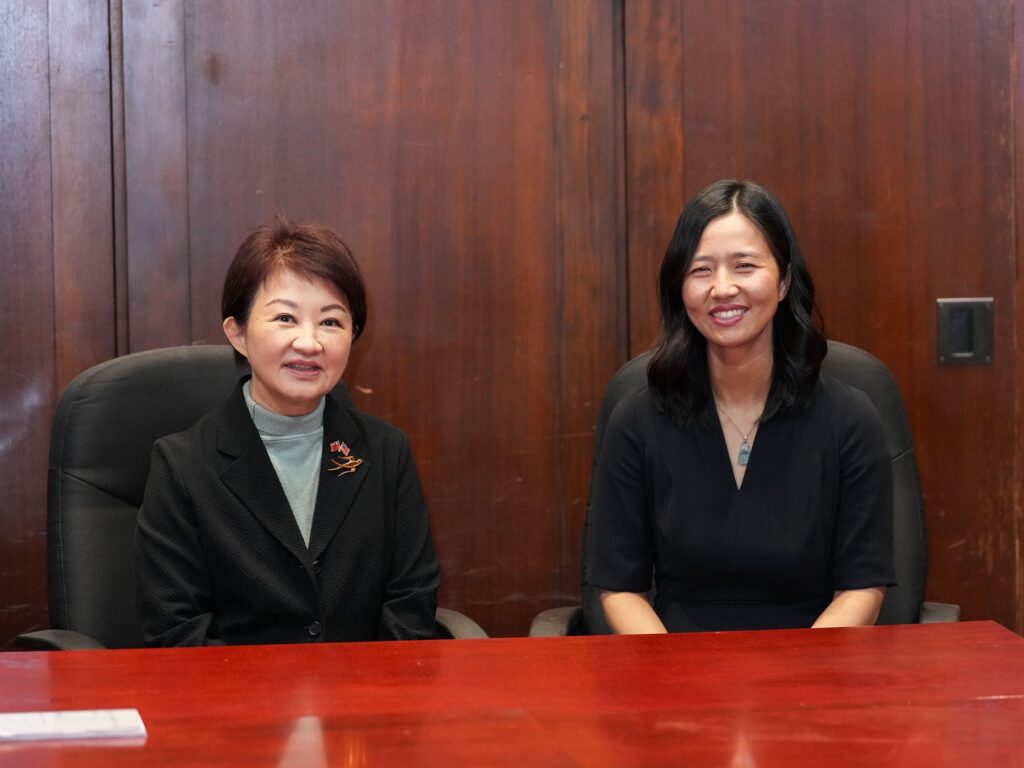 盧秀燕拜會波士頓市長吳弭 從台灣淵源到市政深度交流 33 %E7%9B%A7%E7%A7%80%E7%87%95%E5%B8%82%E9%95%B7 %E5%90%B3%E5%BC%AD%E5%B8%82%E9%95%B7