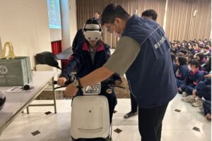 學生VR微電車智慧實境體驗交通安全講習 33 MEITU 20260316 113041767