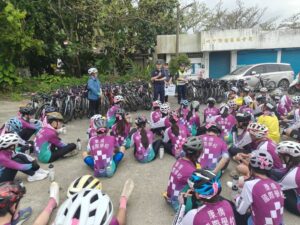 單車環臺熱血行經玉里 警前進休息站 強化防詐與交通安全 23 %E4%B8%80 119