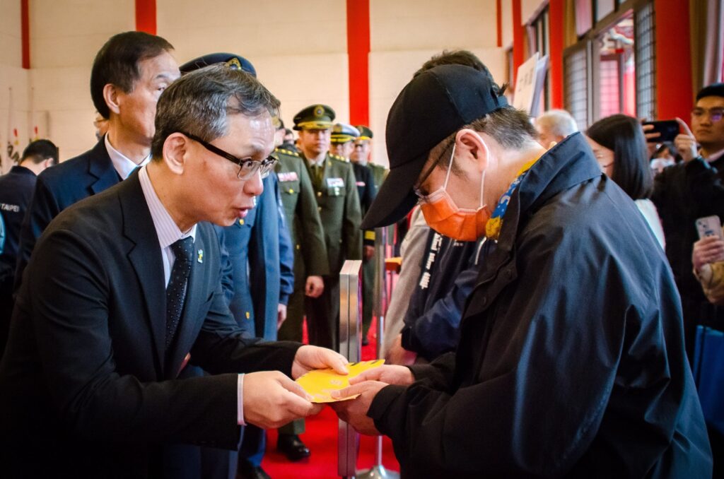 北市舉行115年春祭忠烈陣亡將士典禮 張溫德副市長視察軍墓設施革新成果 28 a0c9dcd4 b60a 44cd 8a49 49f3c5f44089