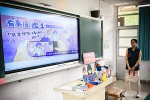 守護青春不迷惘 花警現身鳳林國中拆解性像犯罪及反詐騙陷阱 6 MEITU 20260415 180834931