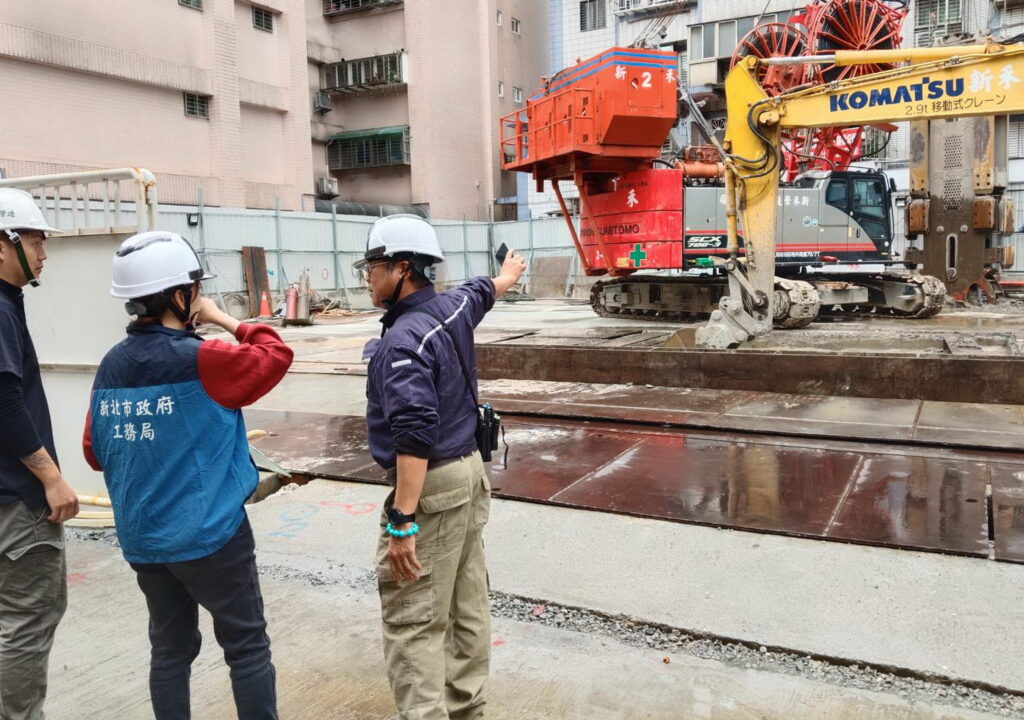 5月進入防汛期 新北工務局「汛」速完成淡北道路、1180處工地防汛防颱整備 7 S 21102597