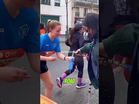 Free Snacks on the Run? Only in Paris! #shorts #shortvideo Free Snacks on the Run? Only in Paris! #shorts #shortvideo