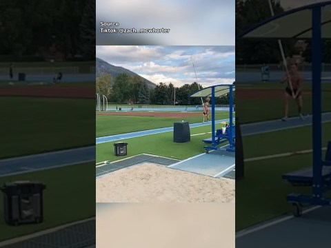 Kejadian Unik Saat Lompat Galah Kejadian Unik Saat Lompat Galah