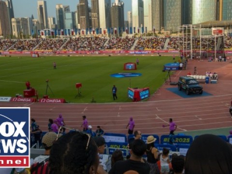 Illinois father describes daughter's 'crushing' loss to trans athlete Illinois father describes daughter's 'crushing' loss to trans athlete