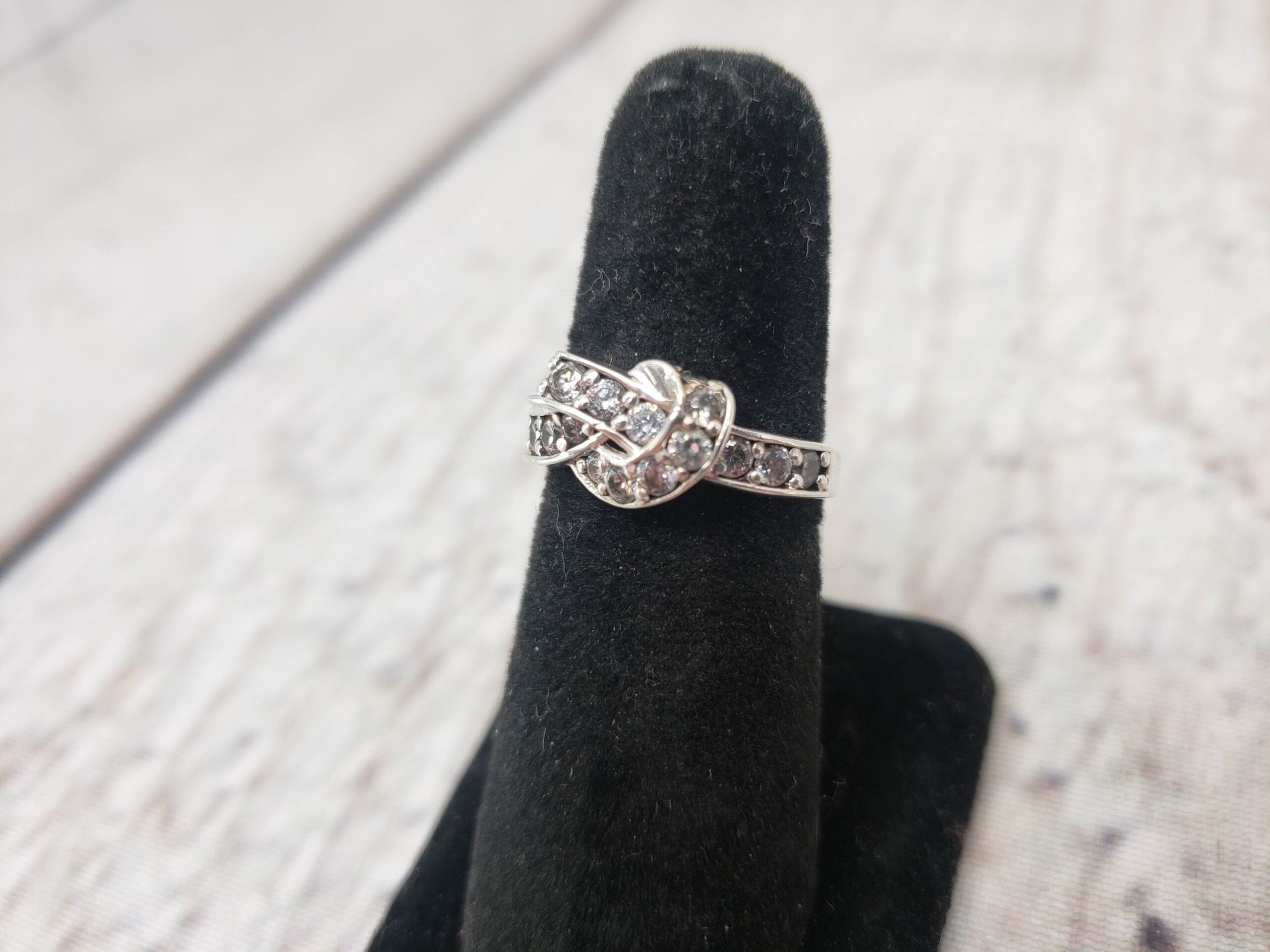 Ring SS Women Sz 7 2.4DWT .925 Sterling Silver, Knot Pattern