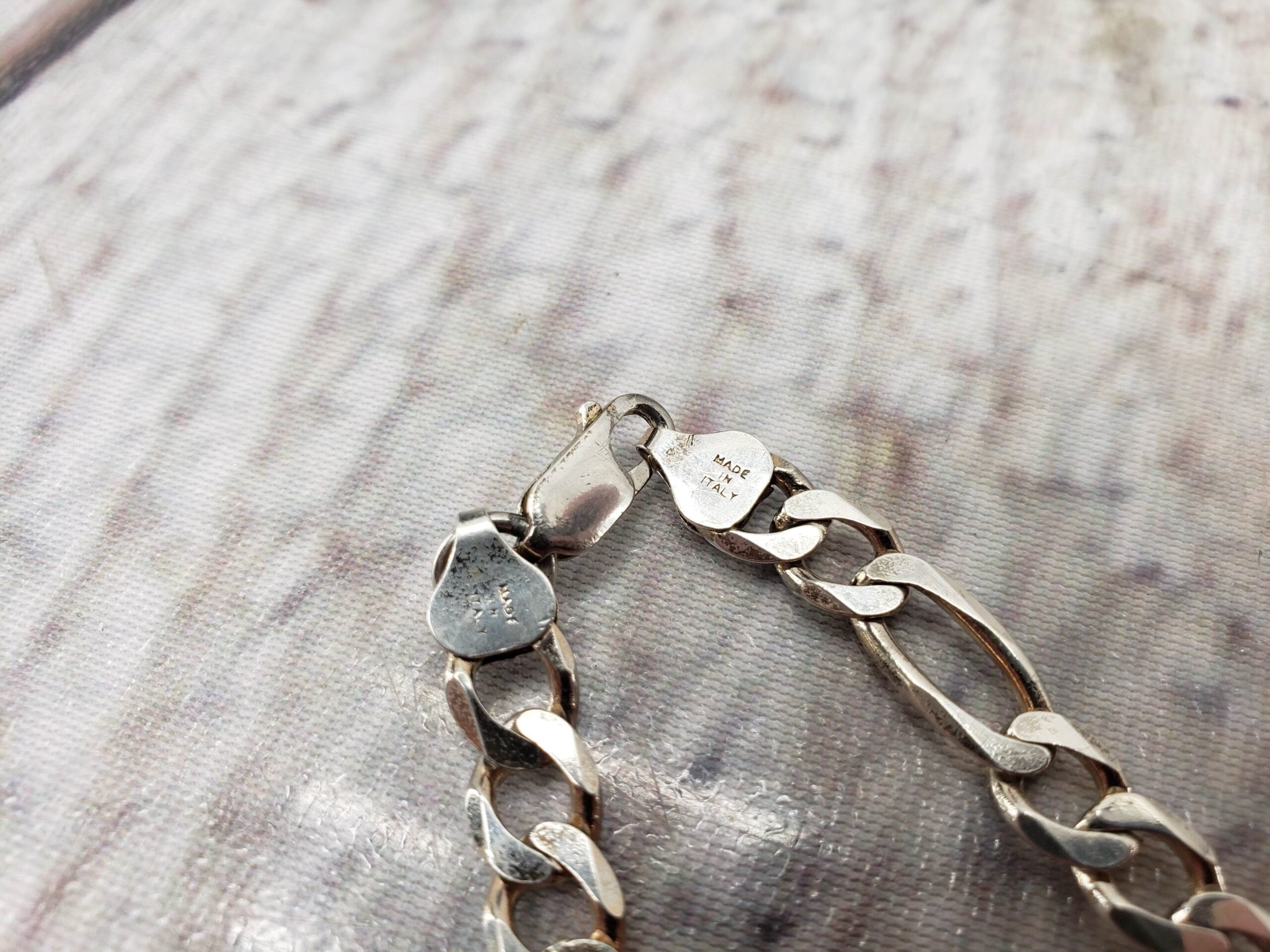 Bracelet SS Unisex 9″ Figaro Chain, 8.48DWT .925 Sterling Silver