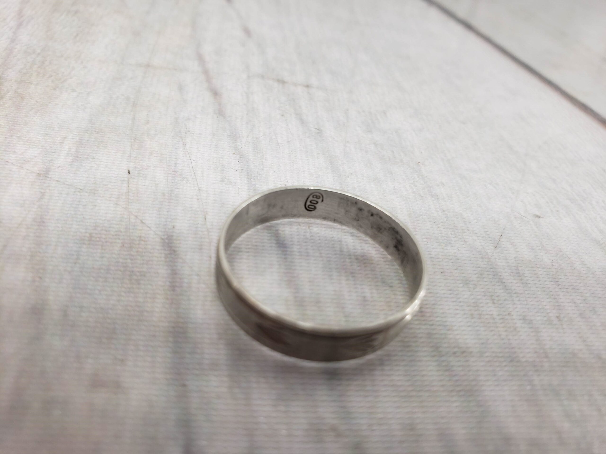 Ring CS Unisex Sz 9 1.25 .800 Coin/Continental Silver, Etched Band