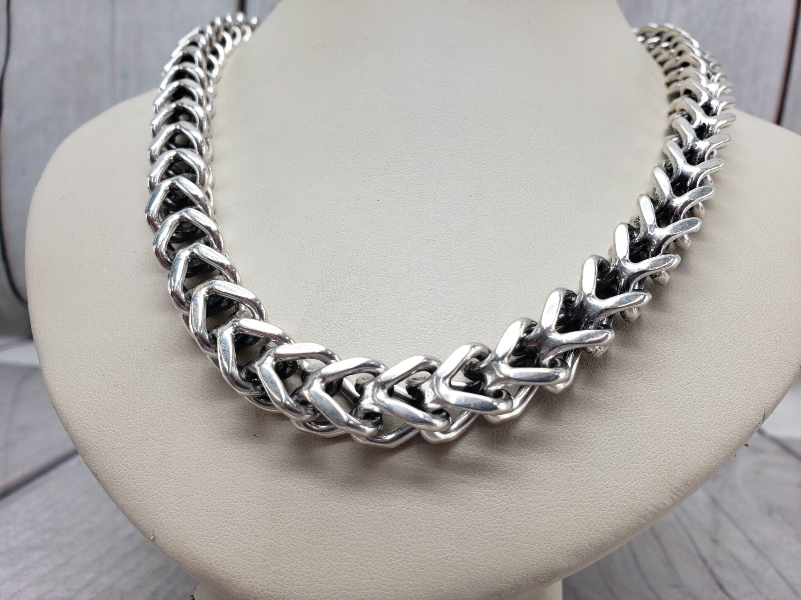Silver Necklace STERLING SILVER STERLING SILVER 151.2 DWT