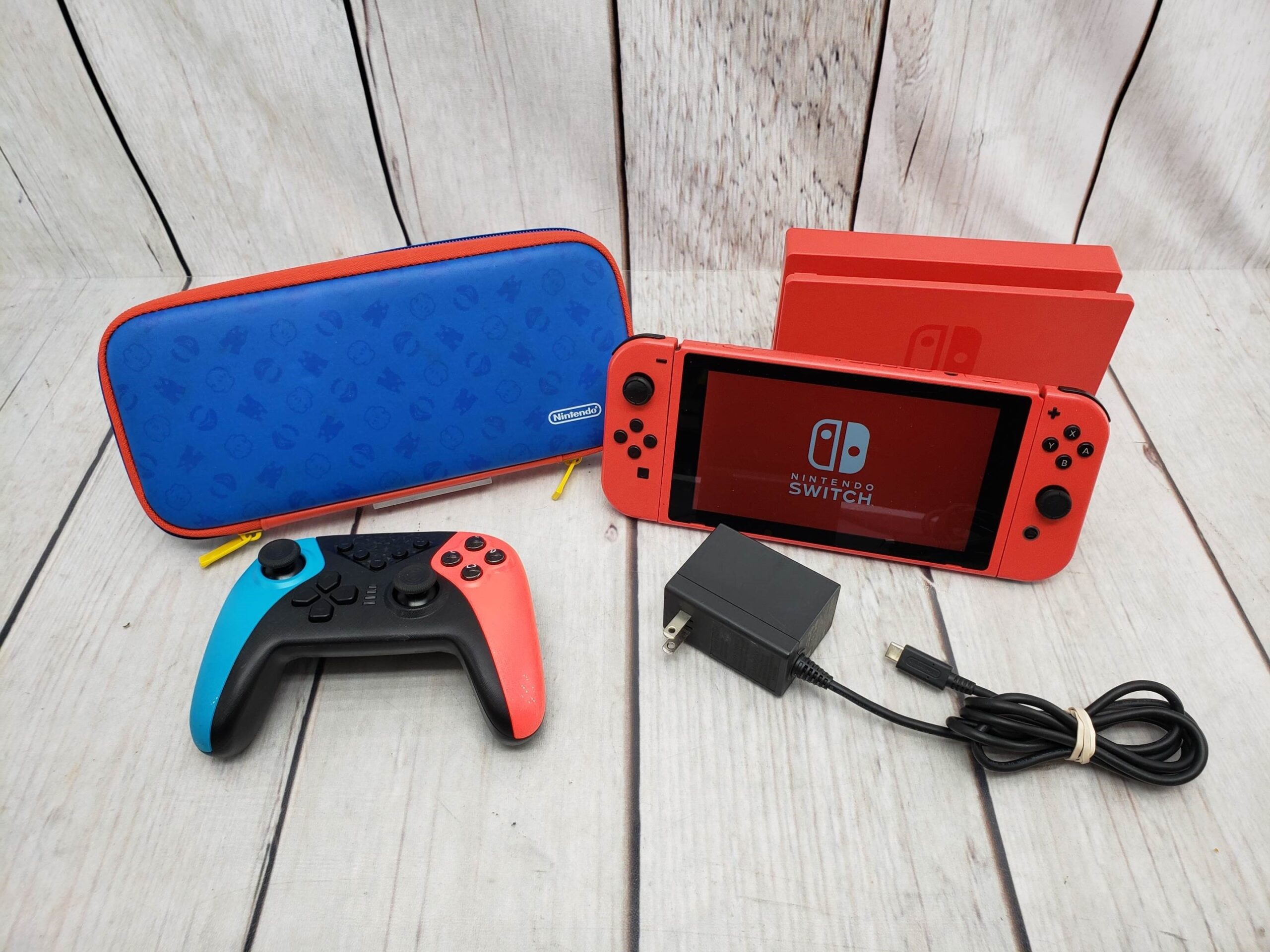 NINTENDO SWITCH 32GB W/ JOYCONS, CONTROLLER, CASE, DOCK, POWER SUPPLY, CORDS, GOOD CONDITION