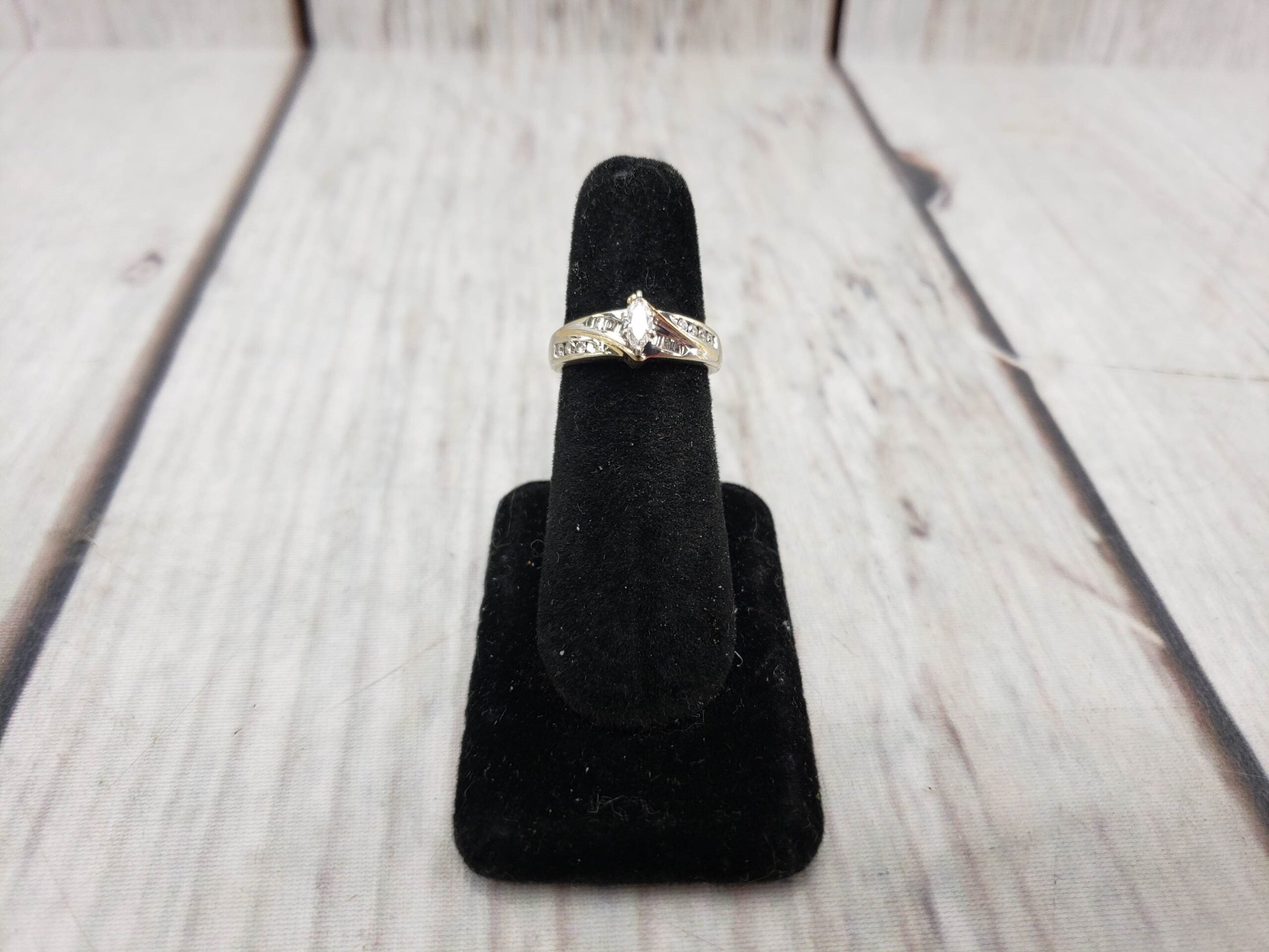 Ring TT Women Sz 6.5 3.48DWT 14k Two Tone Gold, .25ct Marquise Diamond