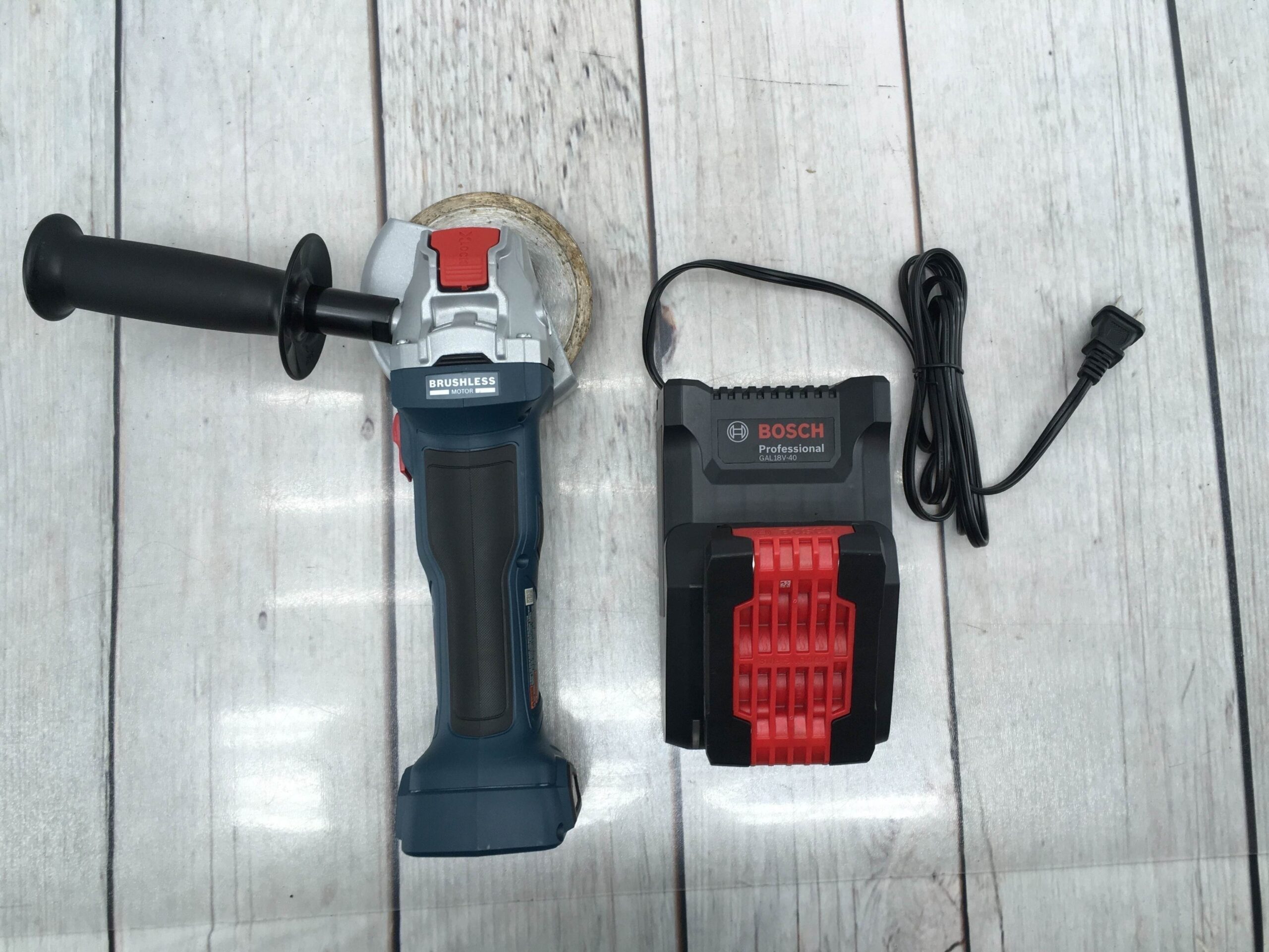 Bosch GWX18V-8N Cordless Sander