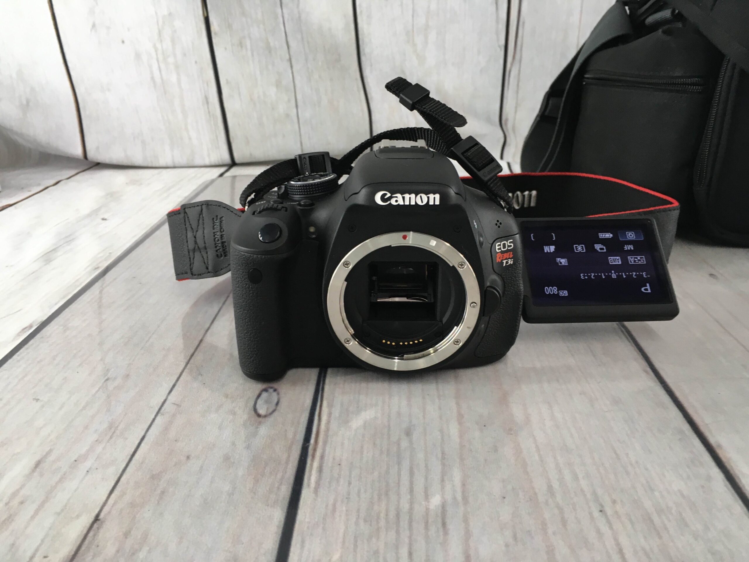 Canon Eos Rebel t3i Digital Camera