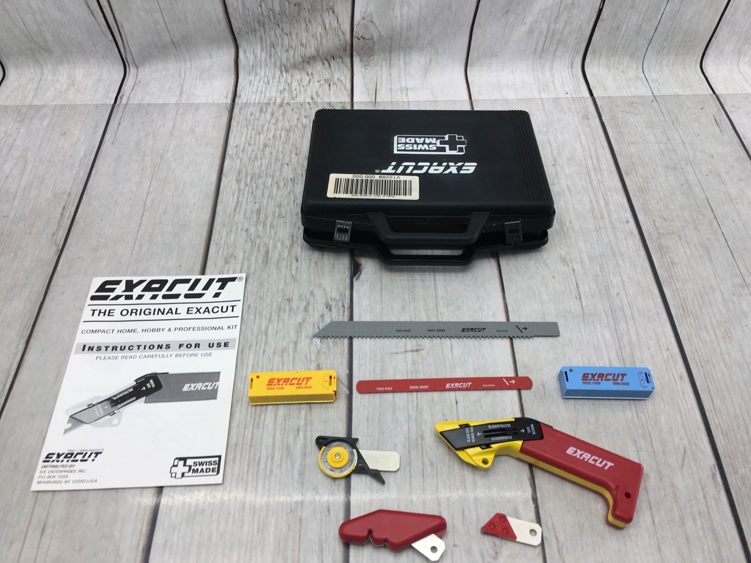 Exacut Cutter. W/ Black Plastic Hard Case. Kit