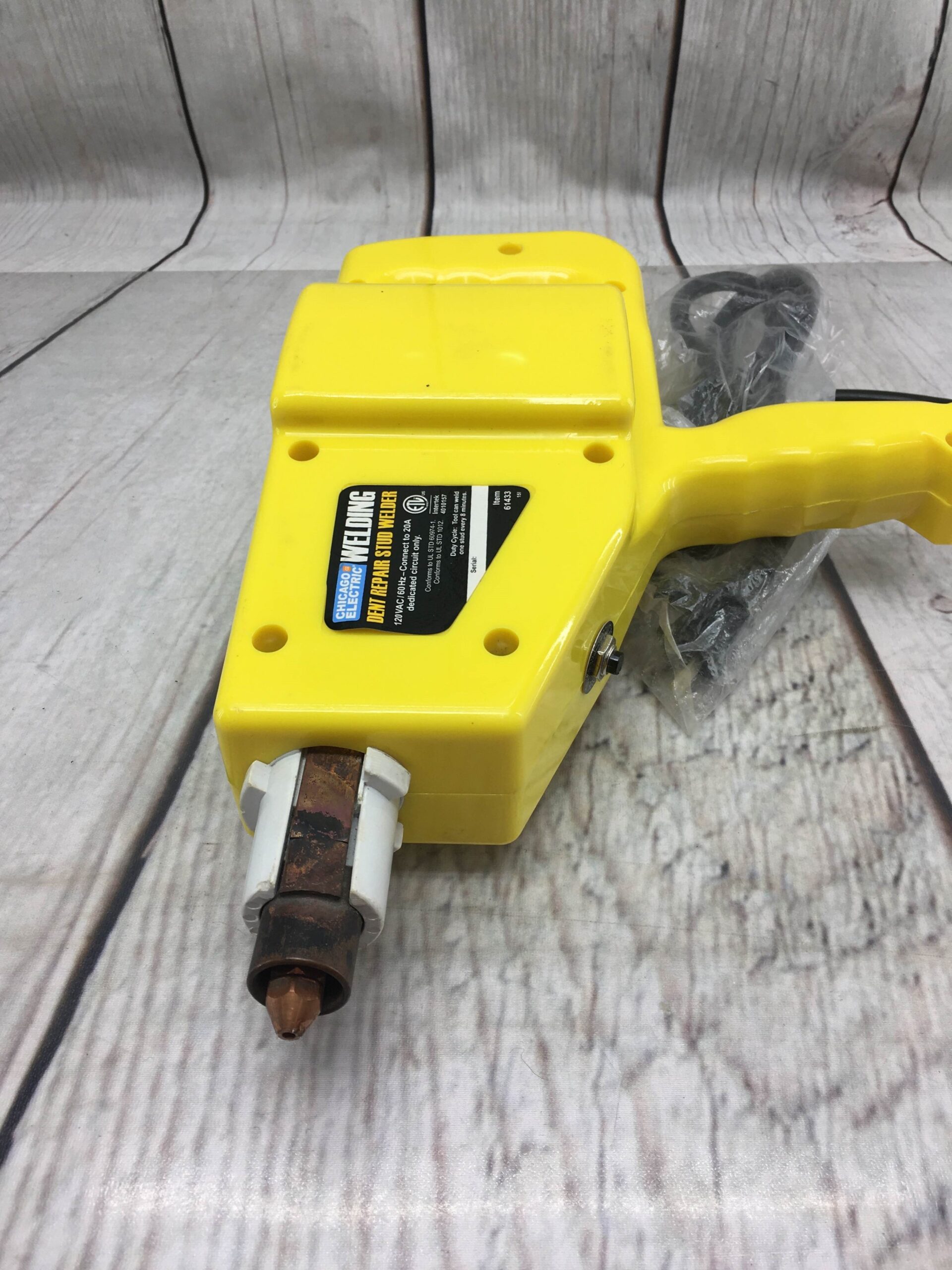 Chicago Electric 61433 Dent Puller Welder