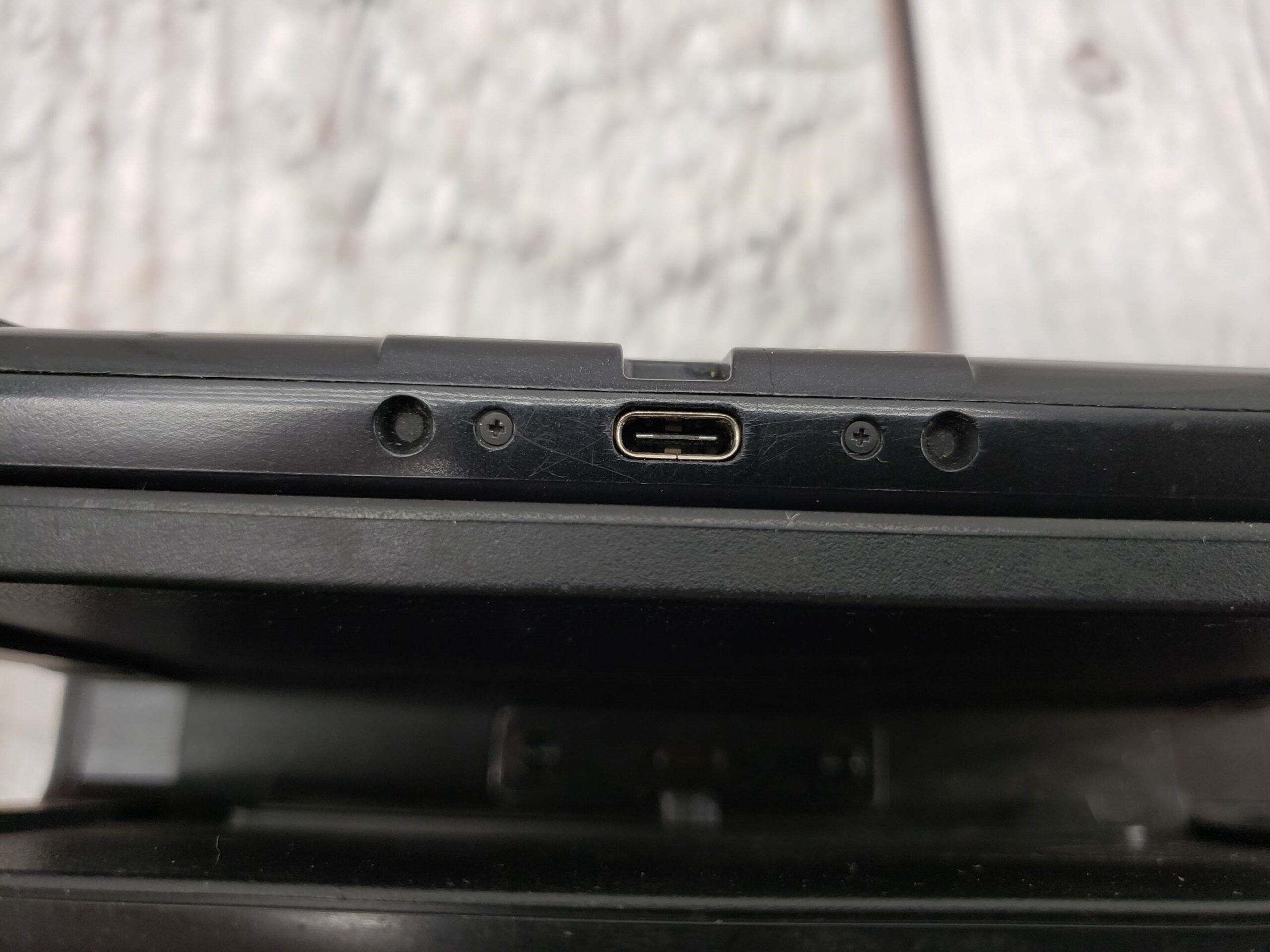 NINTENDO SWITCH 32GB W/ JOYCONS, MICROSD, DOCK, POWER SUPPLY, CORDS, GOOD CONDITION