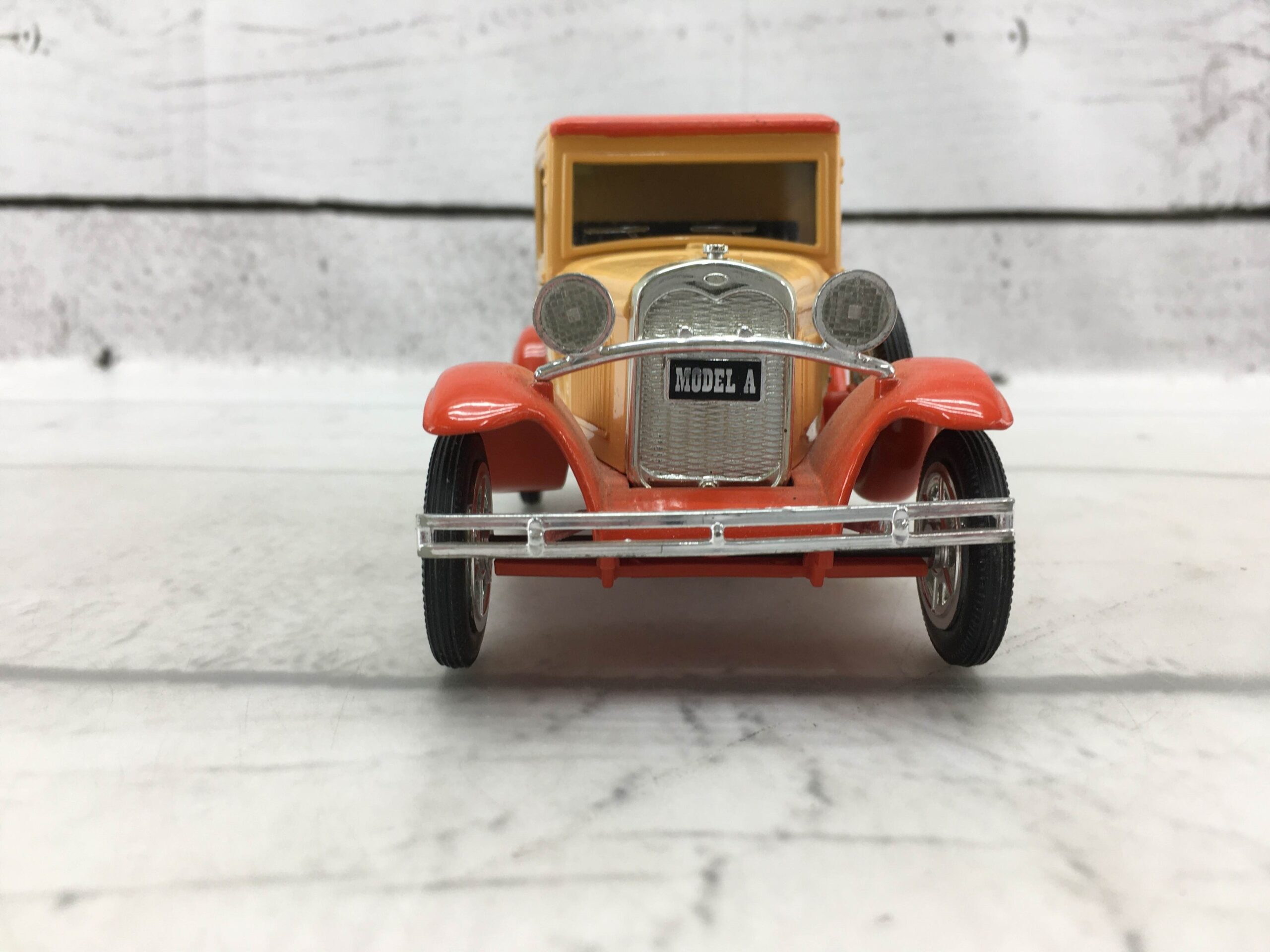 Liberty Classics Inc JJ Case Threshing Machine Model A Toys