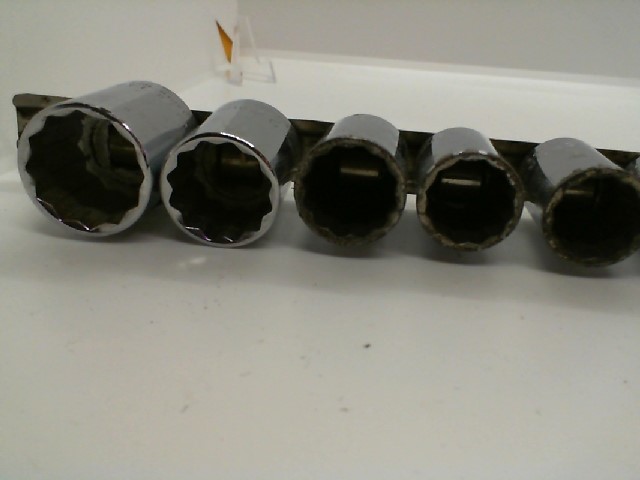 Vintage Craftsman USA Socket Set, metric /shallow/ 12pnt V SERIES 13PC