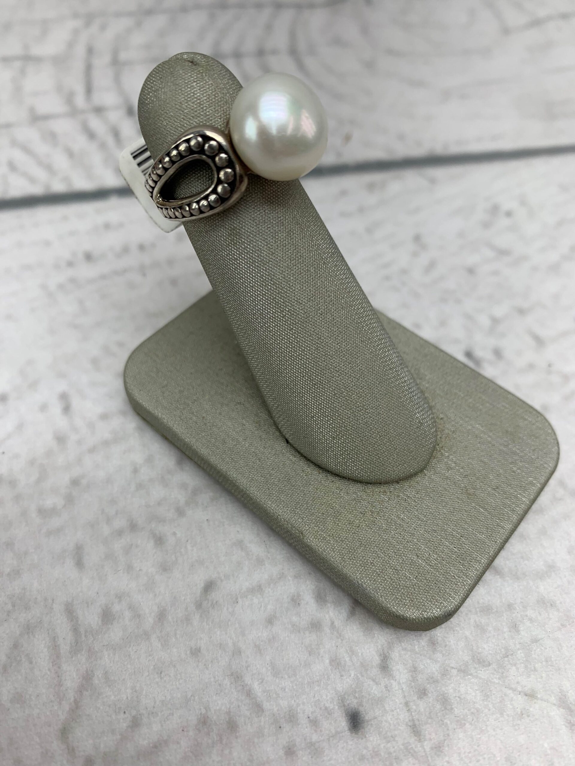 Ring SS Women Sz 5 5.14DWT .925 Sterling Silver, Pearl or Synthetic Pearl
