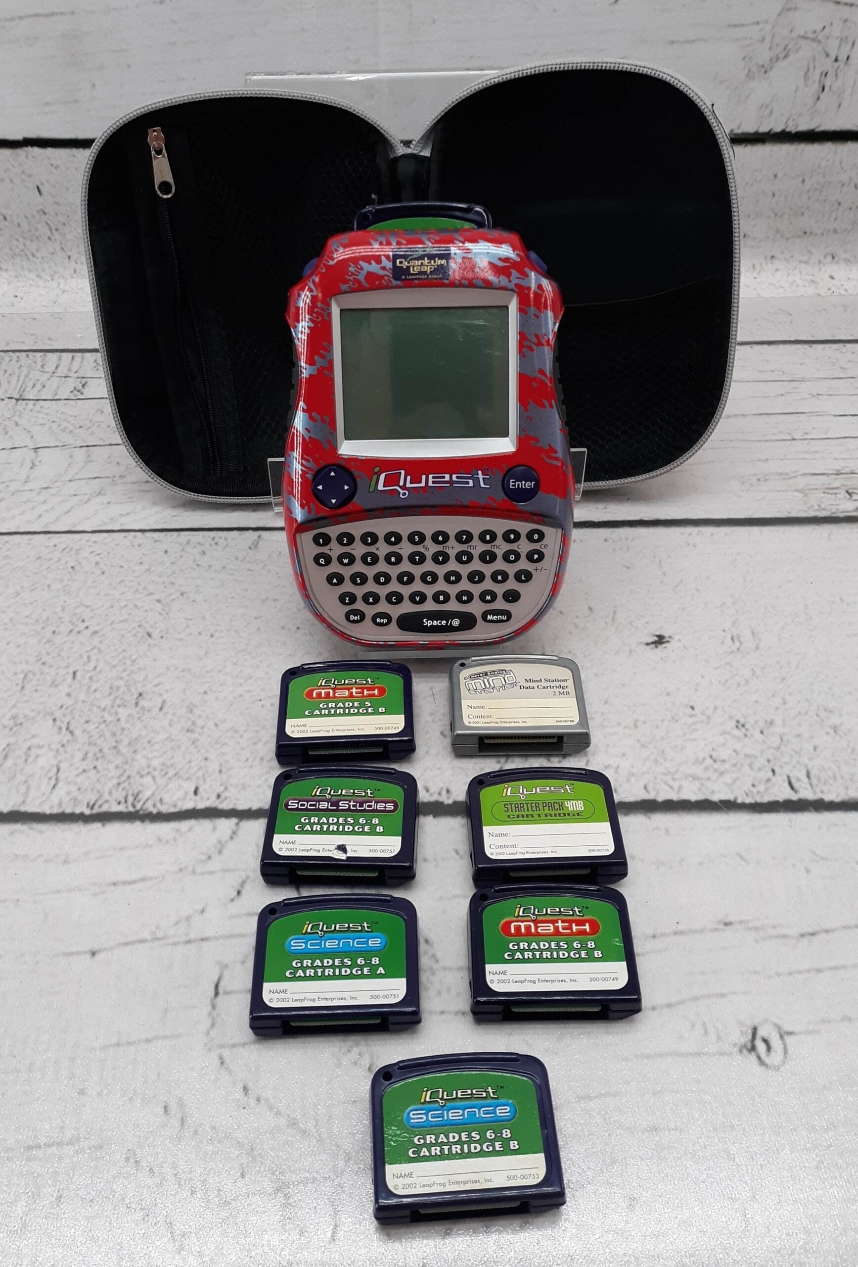 China IQuest Handheld Game