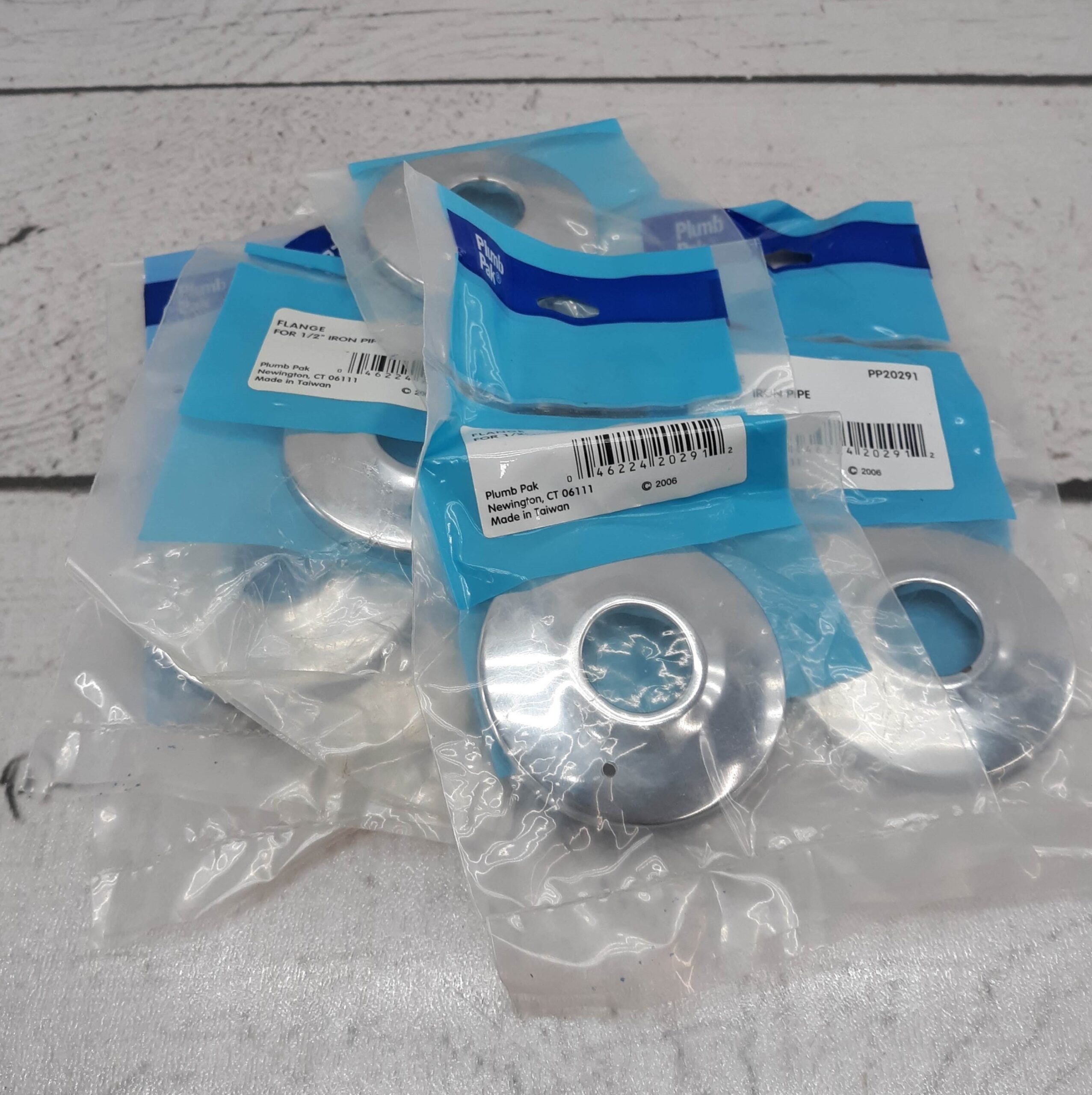 New Old Stock Keeney Plumb Pak PP20291 Chrome Plastic 1/2″ Flange FOR 1/2″ Iron Pipe