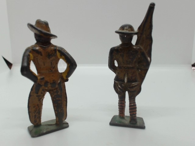VINTAGE METAL U.S. ARMY AND WESTERN FUGURINES 3″