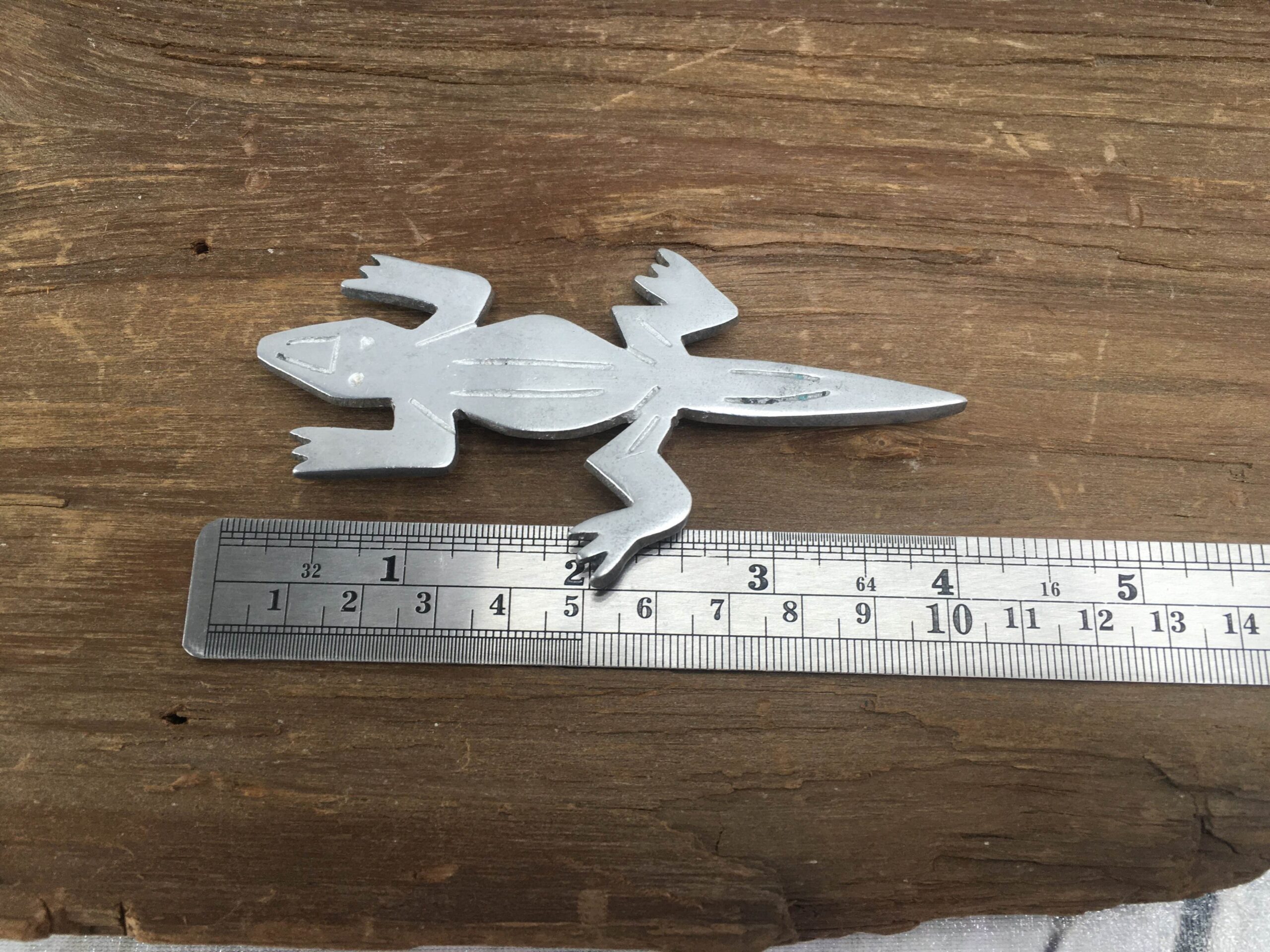 Pin/Brooch Aluminum 13.72 GR