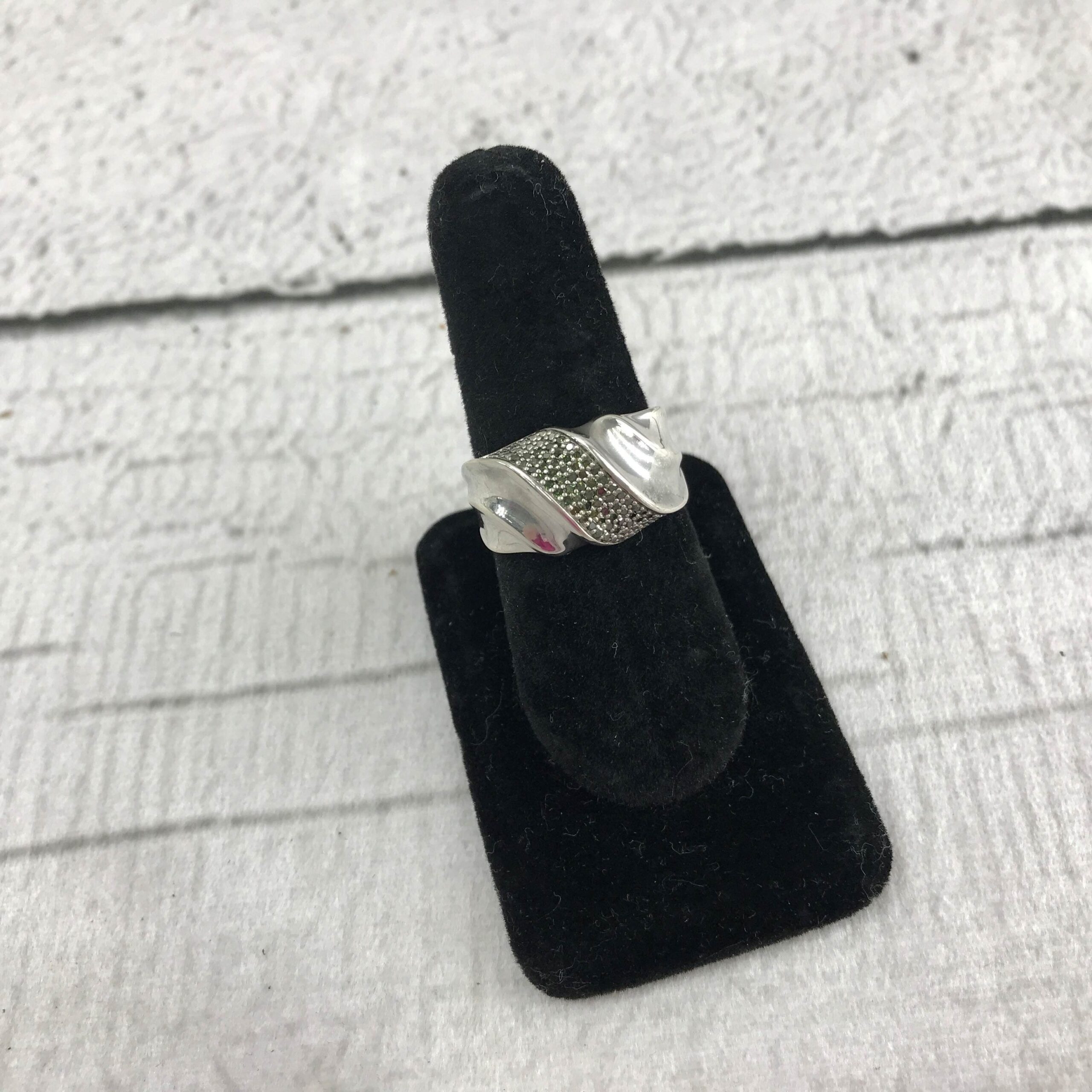 Ring SIZE:9 5.8 GR