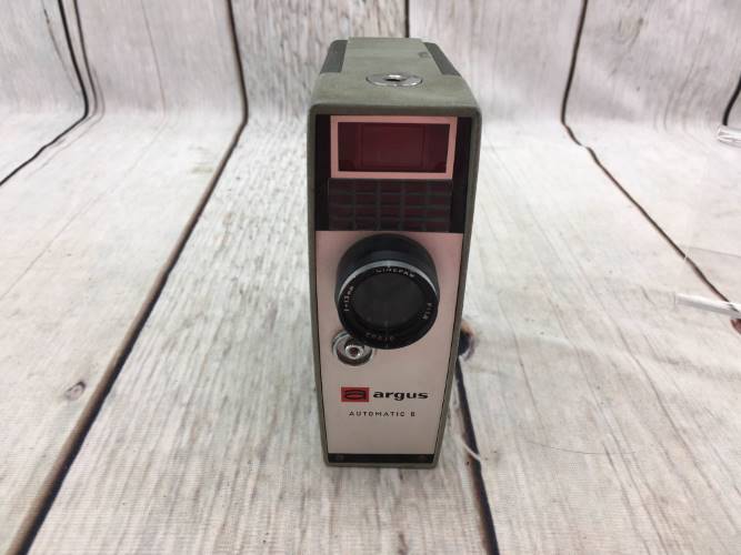 Vintage Argus “Automatic 8” Metal Body 8mm Cine Film Movie Camera, Prop Display